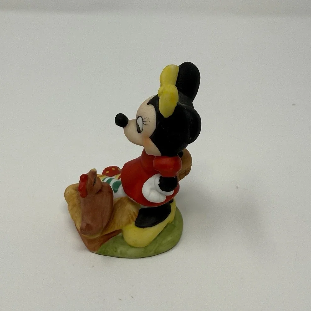 Walt Disney Prod Vintage Minnie Mouse Easter Egg & Chicken Bisque Figurine 2.5